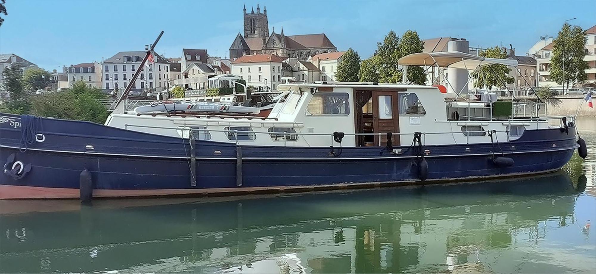 Spicy - Sejour Insolite Sur La Marne Мо Екстериор снимка